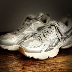 Reebok Charge Silver Athletic Sneakers